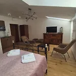 Aparthotel Miodowa 25