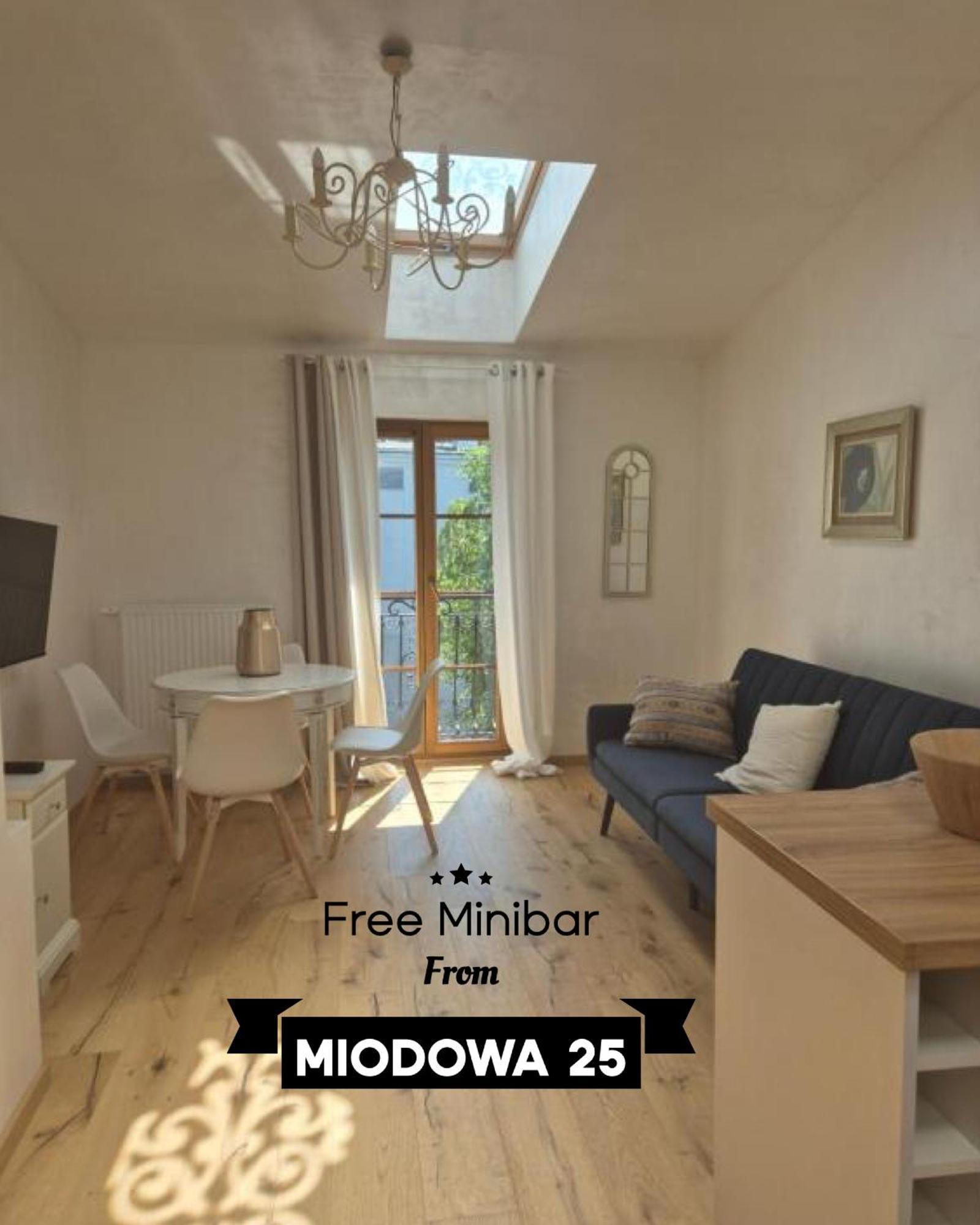 Miodowa 25 Apartament *